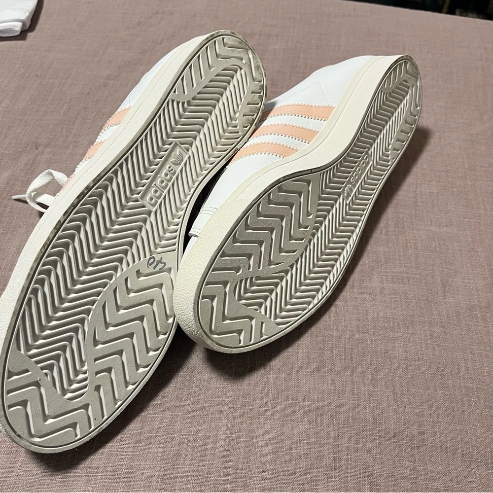 NWT Adidas Coast Star Sneakers Baby Pink/White Womens Size 10.5 - Picture 7 of 7